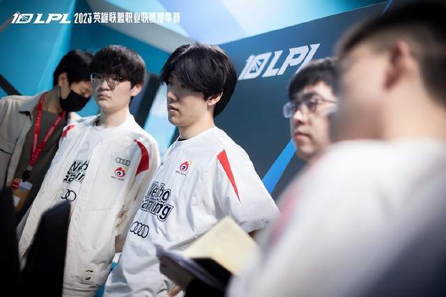 竞争激烈 竞争激烈