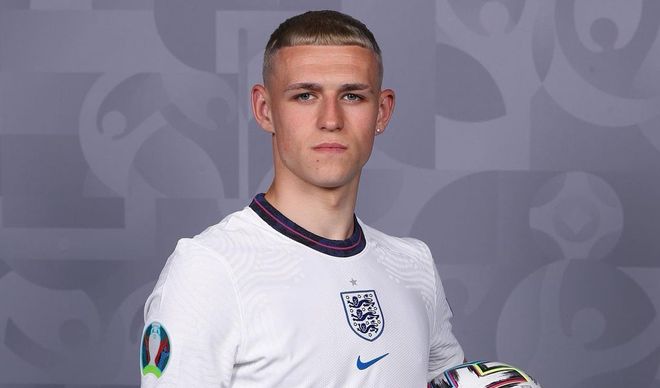 现了网球运 现了网球运